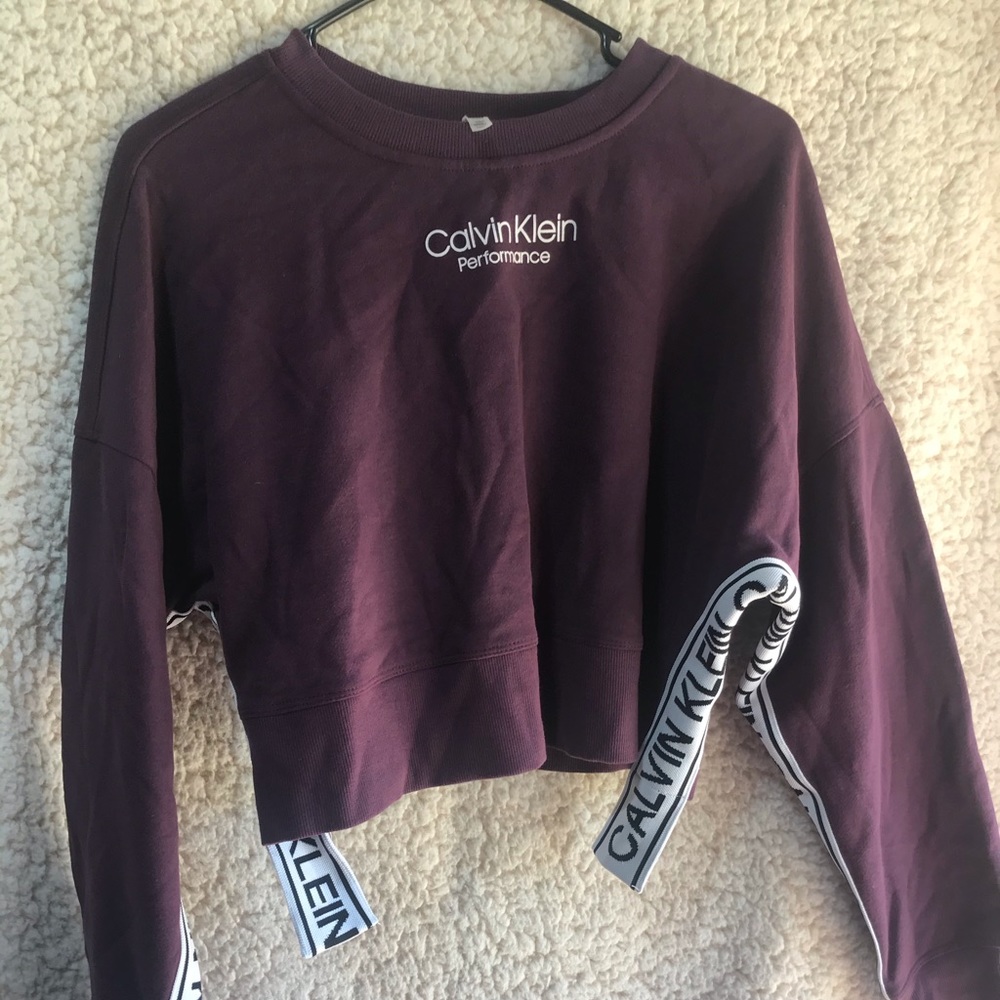 Calvin Klein cropped Top